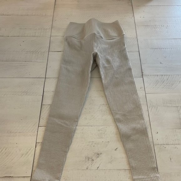 Avocado Rib  legging - Picture 3 of 5